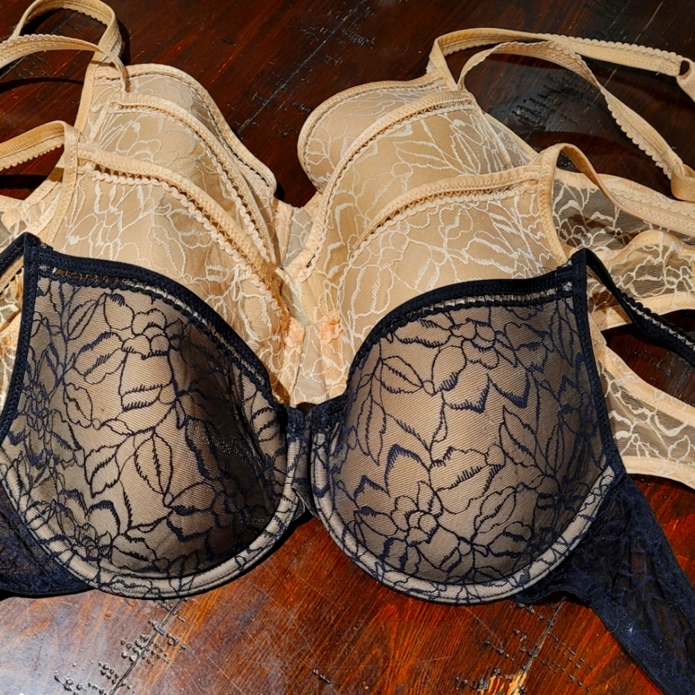 Wacoal Bra Women's Lot Of (4) 32DD Black & Beige